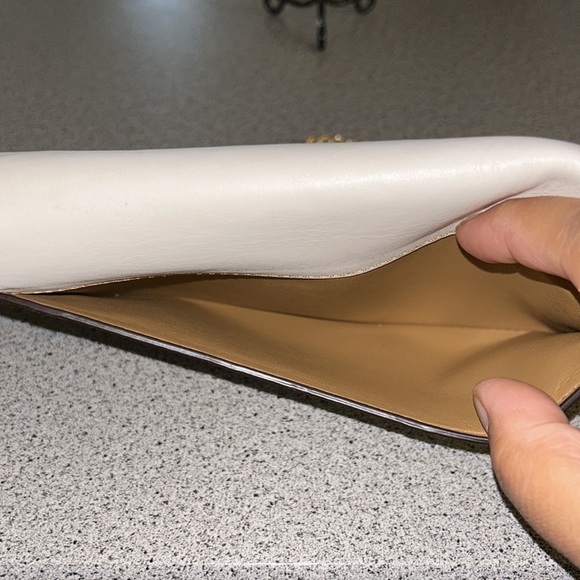 Coach pouch with chain strap - Picture 7 of 12